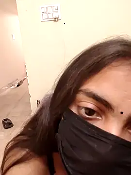 Delhikidevi online show from 03-26-26, 05:13