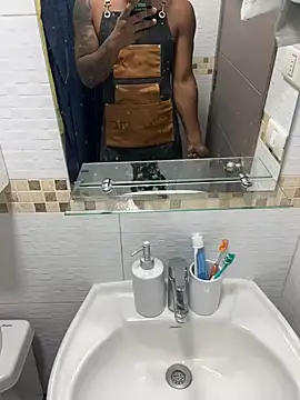 Comeonmyhouse22cm online show from 02-13-26, 07:43