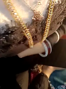 Snapshot of BEST-LOVER-1 chatting on 12-19-25, 06:15 BEST-LOVER-1 online show from 12-19-25, 06:15