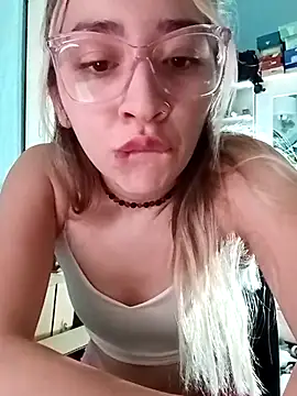 Snapshot of soylulita07 chatting on 02-04-26, 07:47 soylulita07 online show from 02-04-26, 07:47