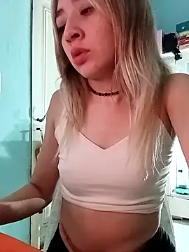 Snapshot of soylulita07 chatting on 02-05-26, 06:51 soylulita07 online show from 02-05-26, 06:51