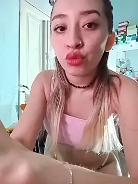 Snapshot of soylulita07 chatting on 02-18-26, 08:43 soylulita07 online show from 02-18-26, 08:43