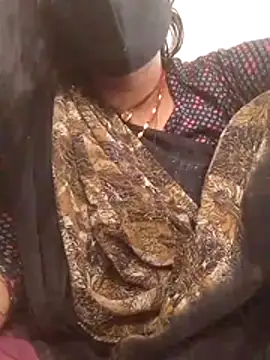 Aaisha 01 online show from 04-04-26, 09:51