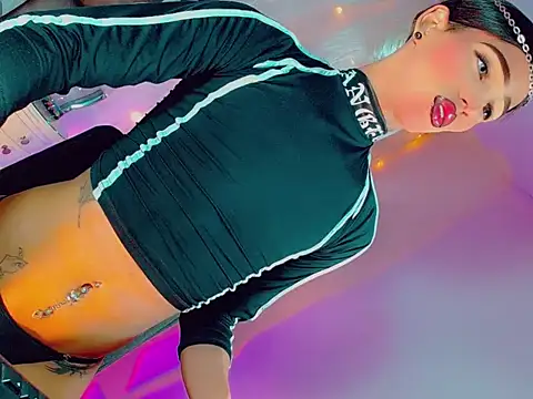 agathaferrer3 online show from 02-09-26, 05:00