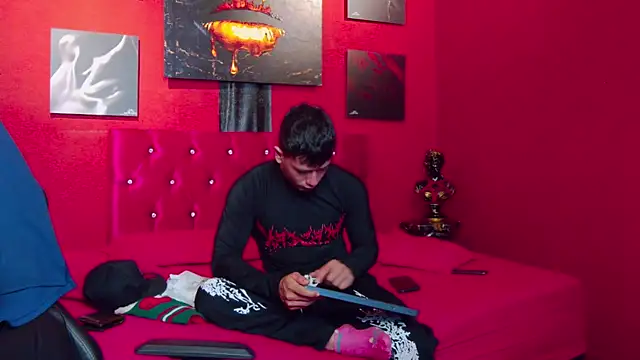 MagnusKnight  online show from 01-12-26, 12:43