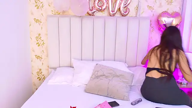 Celeste Clarke online show from 02-20-26, 08:09