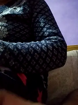 Sweet Couple 01 online show from 12-15-25, 05:50