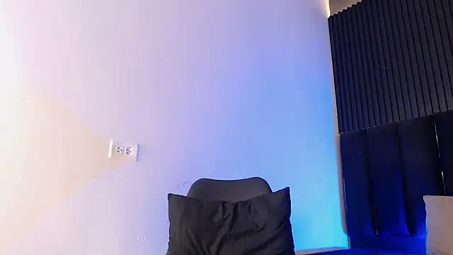 Snapshot of SmoothAlpha_ chatting on 02-23-26, 02:36 SmoothAlpha online show from 02-23-26, 02:36