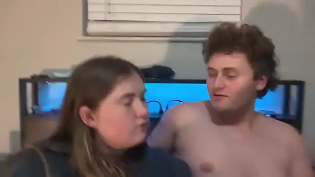 bunnybun06 online show from 12-22-25, 08:33