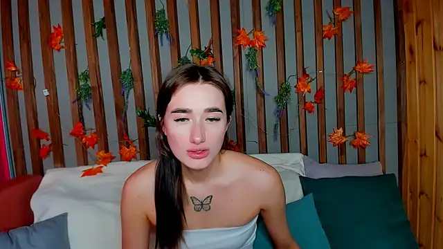 Evis Dailyy online show from 12-17-25, 01:00