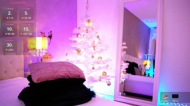 DahliaMoonfire online show from 12-14-25, 06:45