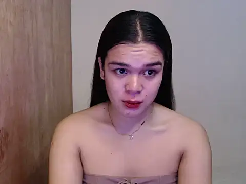 Snapshot of stripyapril chatting on 06-29-26, 11:43 stripyapril online show from 06-29-26, 11:43
