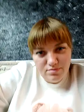 Snapshot of swett_girll chatting on 02-18-26, 03:41 swett girll online show from 02-18-26, 03:41