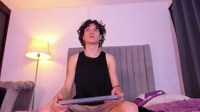 Snapshot of Im_Perseo chatting on 01-09-26, 07:59 Im Perseo online show from 01-09-26, 07:59