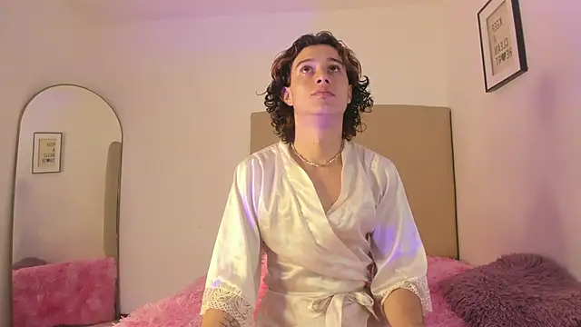 Snapshot of Im_Perseo chatting on 02-25-26, 09:46 Im Perseo online show from 02-25-26, 09:46