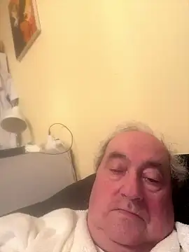 Snapshot of csikar chatting on 01-08-26, 08:44 csikar online show from 01-08-26, 08:44