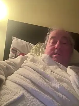 Snapshot of csikar chatting on 02-05-26, 06:18 csikar online show from 02-05-26, 06:18