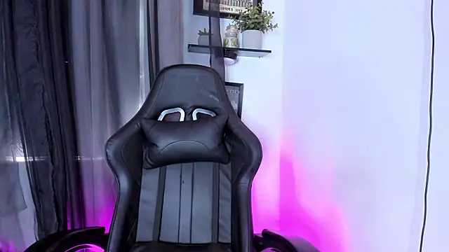 Snapshot of kota_cullenn chatting on 02-04-26, 04:57 kota cullenn online show from 02-04-26, 04:57