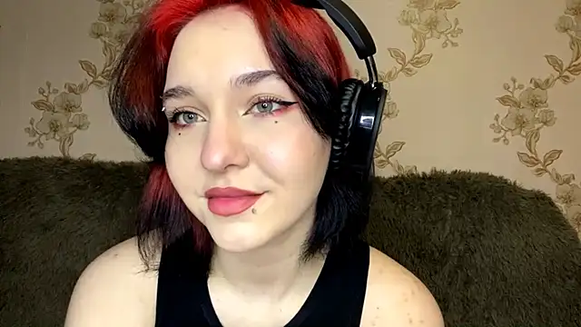 EmilyVeiro online show from 01-10-26, 05:04