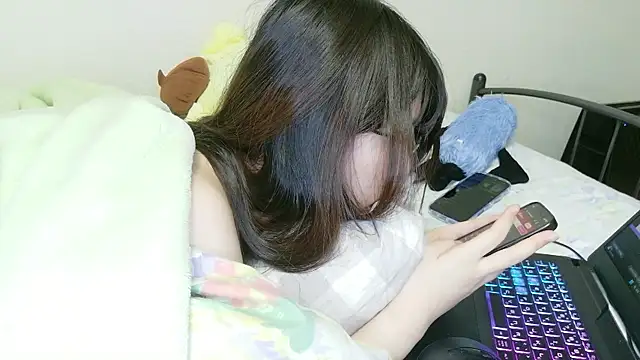 Snapshot of meromerona chatting on 02-13-26, 04:36 meromerona online show from 02-13-26, 04:36