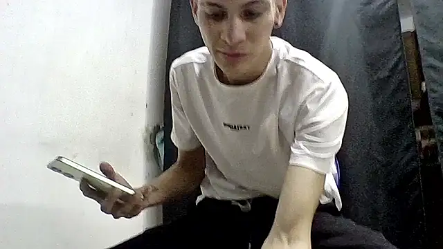 sam hotttt  online show from 01-09-26, 06:38