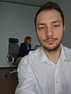 Lovebackground online show from 11-05-25, 08:36