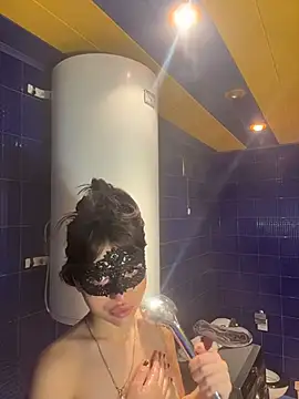 SilkyMira online show from 03-20-26, 03:17