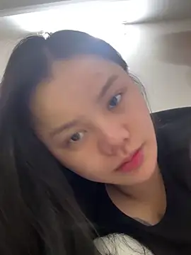 leo-kitty online show from 12-18-25, 10:32