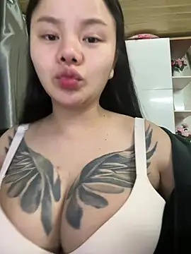 leo-kitty online show from 02-09-26, 02:10