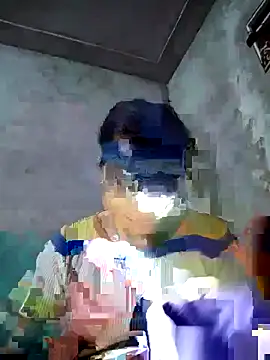 honey-kis online show from 12-17-25, 12:00