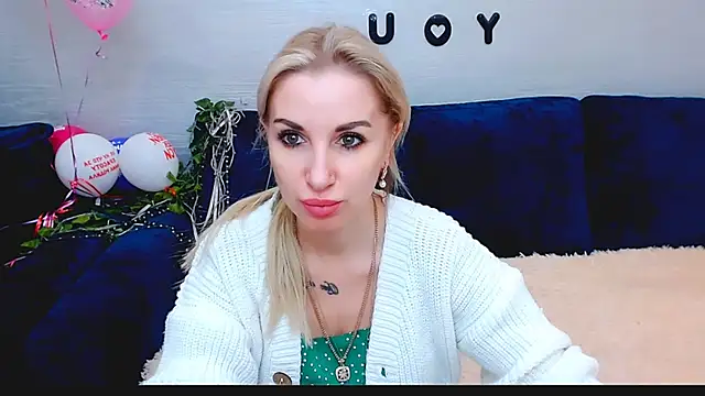 Snapshot of Hanna--Sweet chatting on 01-16-26, 11:03 Hanna--Sweet online show from 01-16-26, 11:03