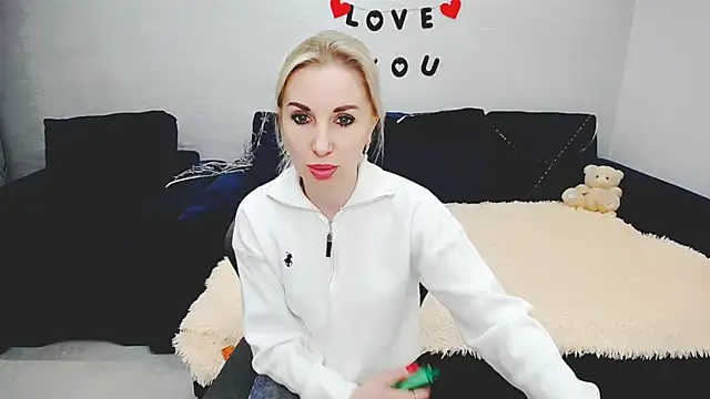 Snapshot of Hanna--Sweet chatting on 02-09-26, 03:38 Hanna--Sweet online show from 02-09-26, 03:38