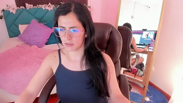 Isa Emm online show from 02-06-26, 07:06