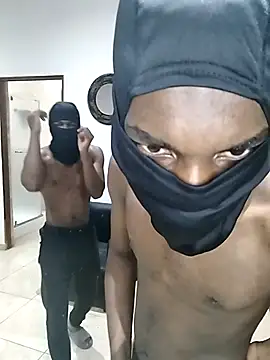 fourways23guy online show from 12-16-25, 08:03