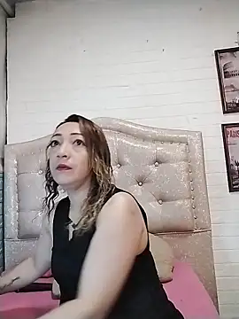 DanaMontana online show from 12-19-25, 12:12