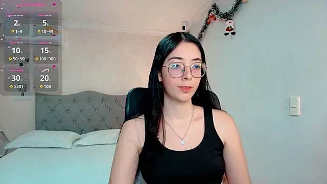 Snapshot of emmalove_doll chatting on 01-07-26, 12:07 emmalove doll online show from 01-07-26, 12:07