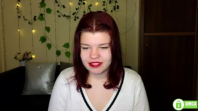 Snapshot of Anitka_corgs4 chatting on 12-15-25, 12:20 Anitka corgs4 online show from 12-15-25, 12:20