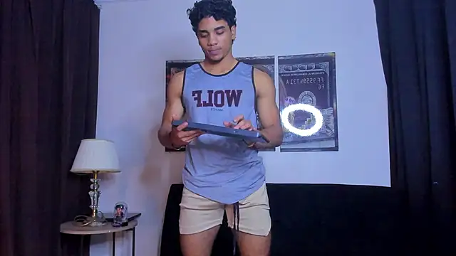 Dustyn Michelle1 online show from 03-12-26, 01:01