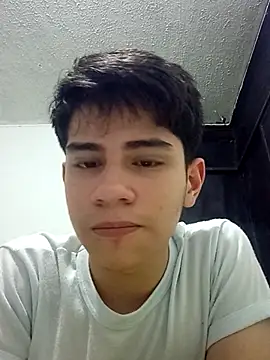 Snapshot of Sink198 chatting on 12-16-25, 04:17 Sink198 online show from 12-16-25, 04:17