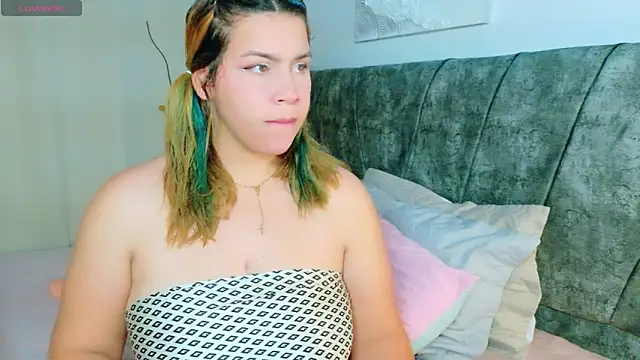 NanyMatrioska online show from 01-12-26, 06:57