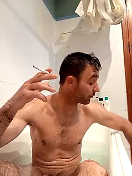 Snapshot of COCO8912 chatting on 12-15-25, 01:04 COCO8912 online show from 12-15-25, 01:04