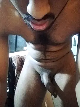 Snapshot of moonlightTower chatting on 12-15-25, 04:22 moonlightTower online show from 12-15-25, 04:22