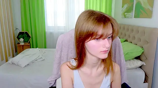 Snapshot of Miss_Alisa_ chatting on 02-04-26, 01:17 Miss Alisa online show from 02-04-26, 01:17