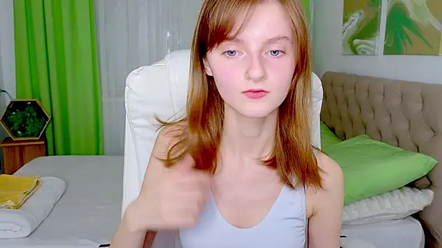 Snapshot of Miss_Alisa_ chatting on 02-21-26, 03:35 Miss Alisa online show from 02-21-26, 03:35