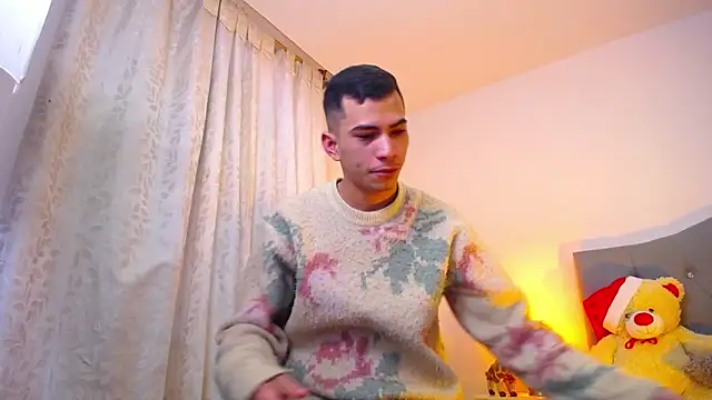 TOMBOYSEXX online show from 12-22-25, 11:18