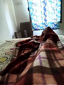 Snapshot of kalnsuhn chatting on 01-10-26, 06:04 kalnsuhn online show from 01-10-26, 06:04