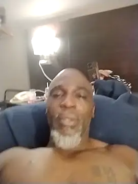 MRSTROKEIT7878 online show from 12-13-25, 11:54