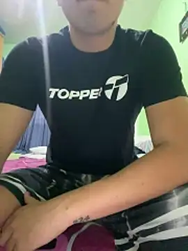 facundoociroo online show from 02-12-26, 11:33