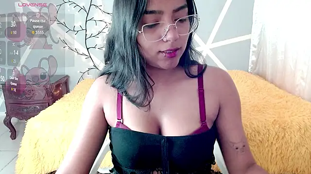 Snapshot of valkydoll2 chatting on 12-16-25, 12:10 valkydoll2 online show from 12-16-25, 12:10