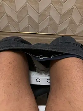 Snapshot of TheDarkDicknight chatting on 12-14-25, 06:12 TheDarkDicknight online show from 12-14-25, 06:12